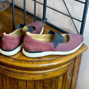 Vionic Cadee Women's Mary Jane Flat